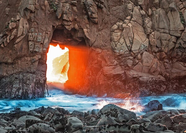 Pfeiffer-Beach-Rock_Mr.-Location-Scout